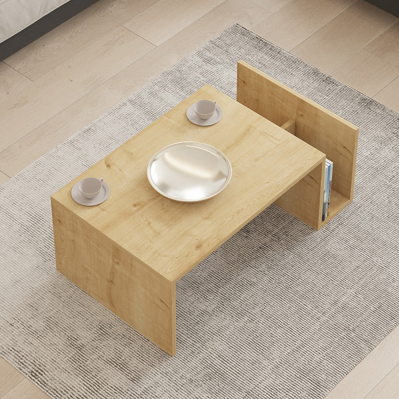 Модерна правоаголна ниска клуб маса Coffee table Xenet со софистицирана површина и истакнати шари на премиум топол даб
