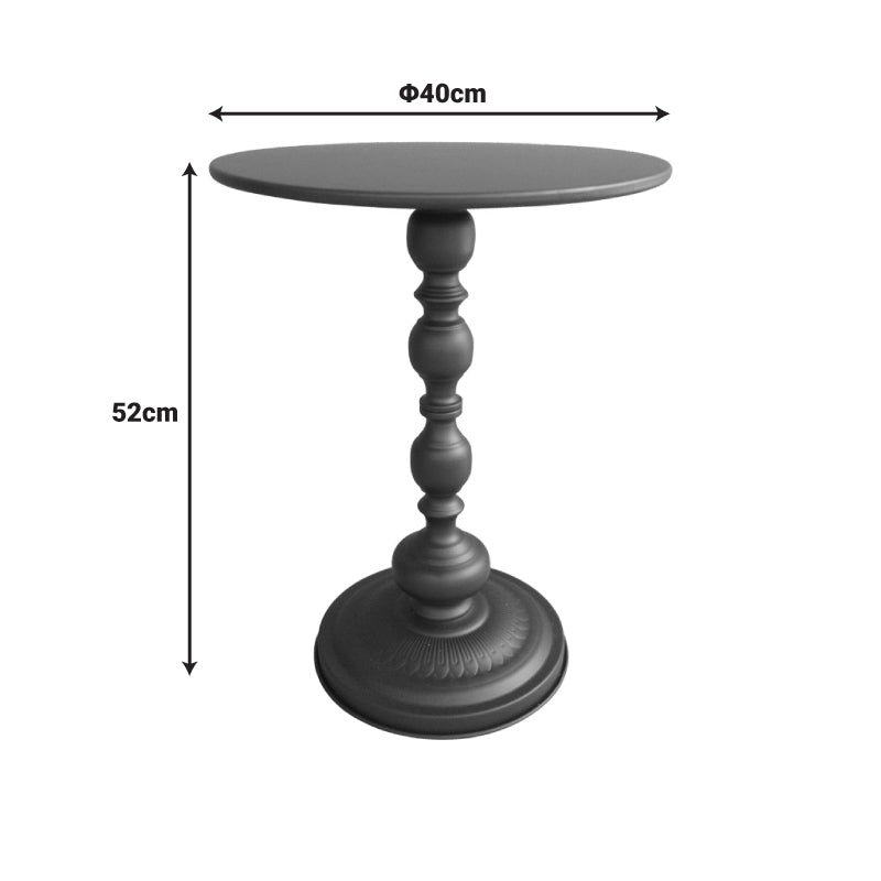 Модерна тркалезна странична масичка Side Table Vedax изработена од цврст структурен метал во мат црна боја, со паметна геометриска основа и тенок лоунџ профил