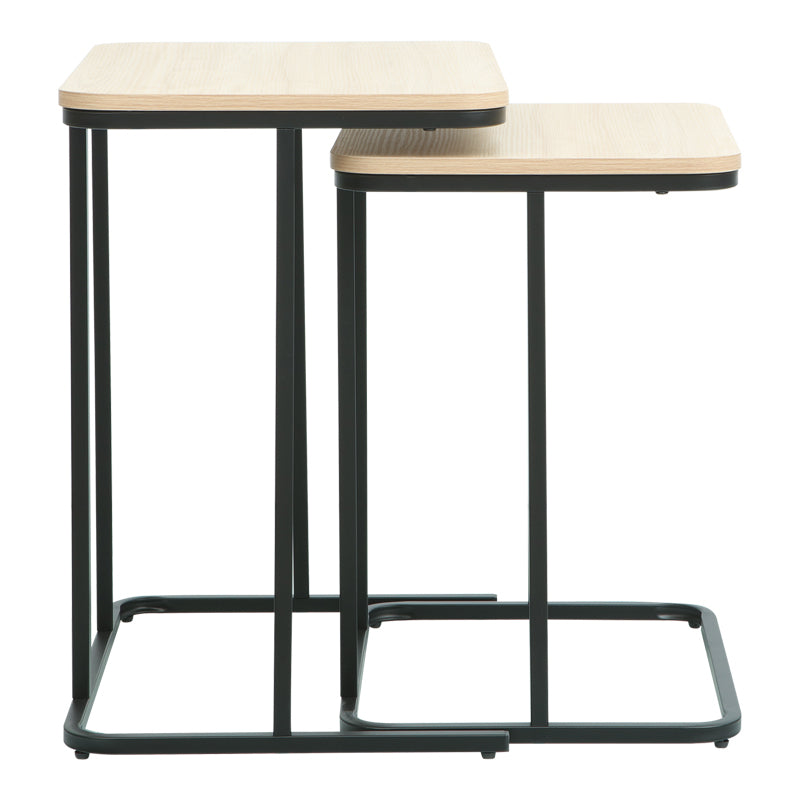Сет помошни масички Auramode со дрвена површина во природна боја и минималистички црни метални ногарки