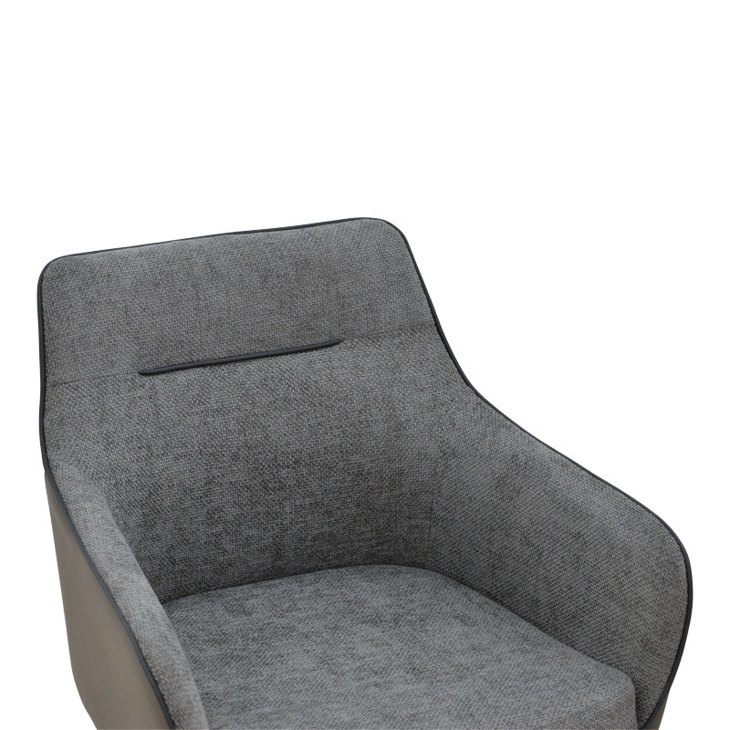 Луксузна и модерна лоунџ фотелја Armchair Xenax со ергономски наслон од сиво зајакнато платно, детали од PU кожа и црни мат метални ногарки