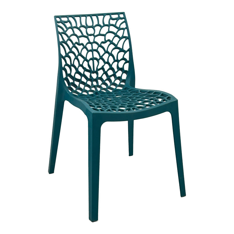 Модерна минималистичка трпезариска и градинарска столица Chair Xenim изработена од цврст полипропилен во елегантна и впечатлива сина боја