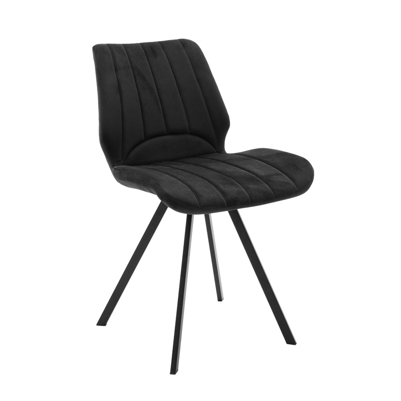 Модерно, естетско и уникатно трпезариско столче Chair Kapic со ергономско седиште од густо црно кадифе и стабилни засилени црни метални ногарки