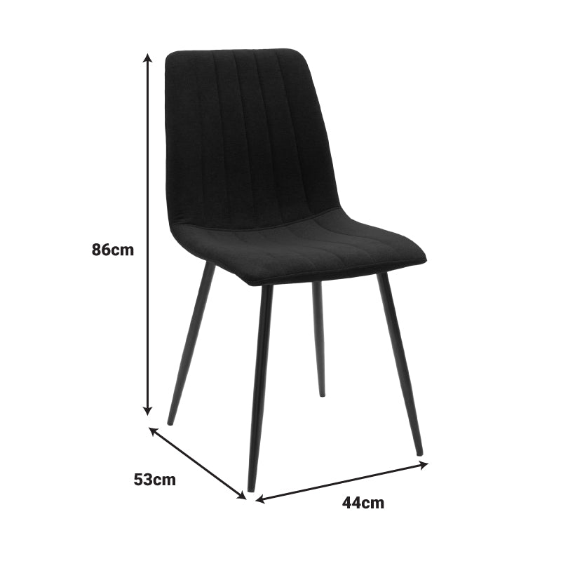 Комплетен трпезариски сет од 5 парчиња Dining Table Waric со елегантна мат црна правоаголна маса и четири усогласени лоунџ столици со засилени дрвени ногарки во натур боја