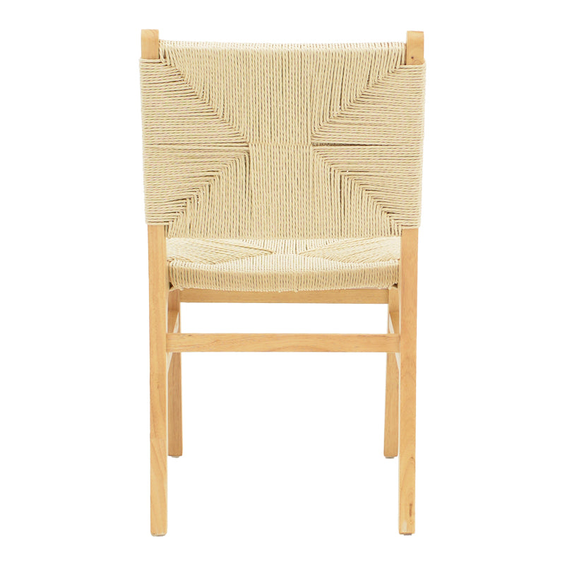 Скандинавска лоунџ трпезариска столица Chair Xenon изработена од масивно гумено дрво во природна боја со анатомски наслон од рачно плетено јаже