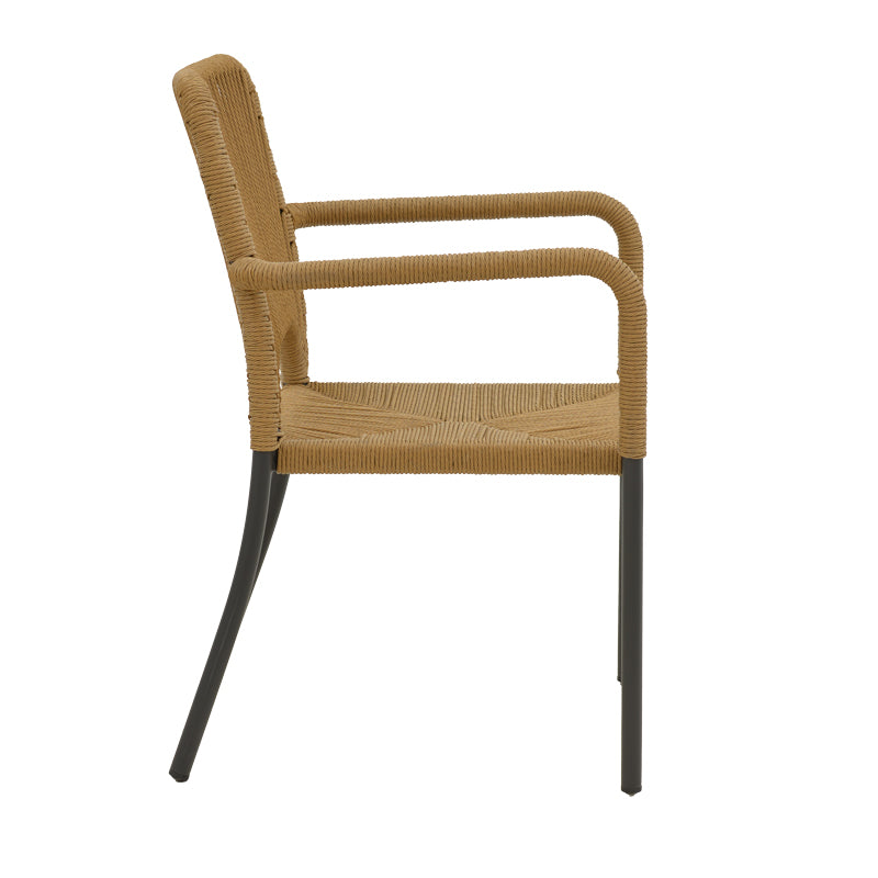 Модерна, естетска и уникатна редечка градинарска фотелја-стол Aluminum armchair Quebecic со темна антрацит алуминиумска рамка и седиште во нијанса на природен ратан